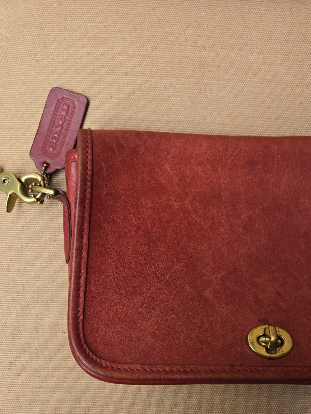 Vintage Coach Crossbody Pocket Purse (Style No. 9755)